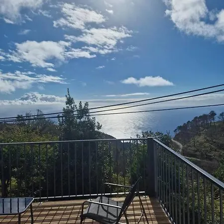Casa Vieira Сasa de vacaciones Fajã da Ovelha