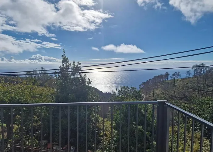 Casa Vieira Сasa de vacaciones Fajã da Ovelha